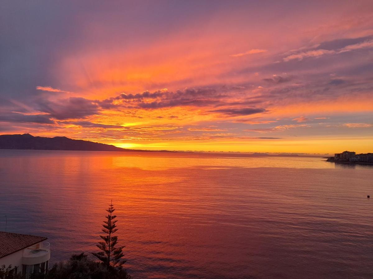 Seaside View Apartment Saranda Dış mekan fotoğraf